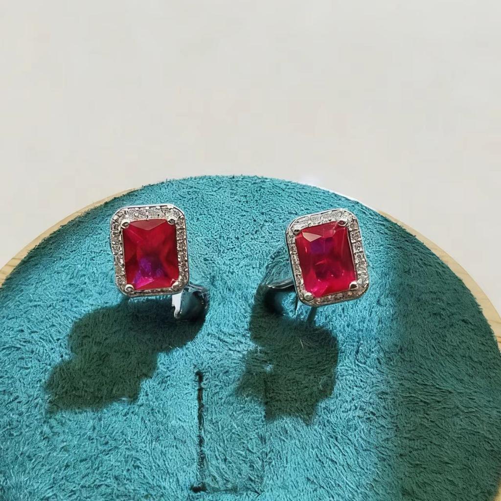 Jewelry earrings imitation cultivation emerald stud earrings women's simple fashion classic green zircon square diamond stud earrings