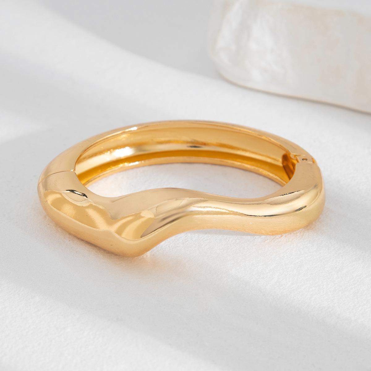 

Хіп-хоп нерегулярні металеві товсті хвилясті весняні браслети для жінок мода золотий колір імітація перлин геометричний манжета браслет вуличний одяг ювелірний подарунок