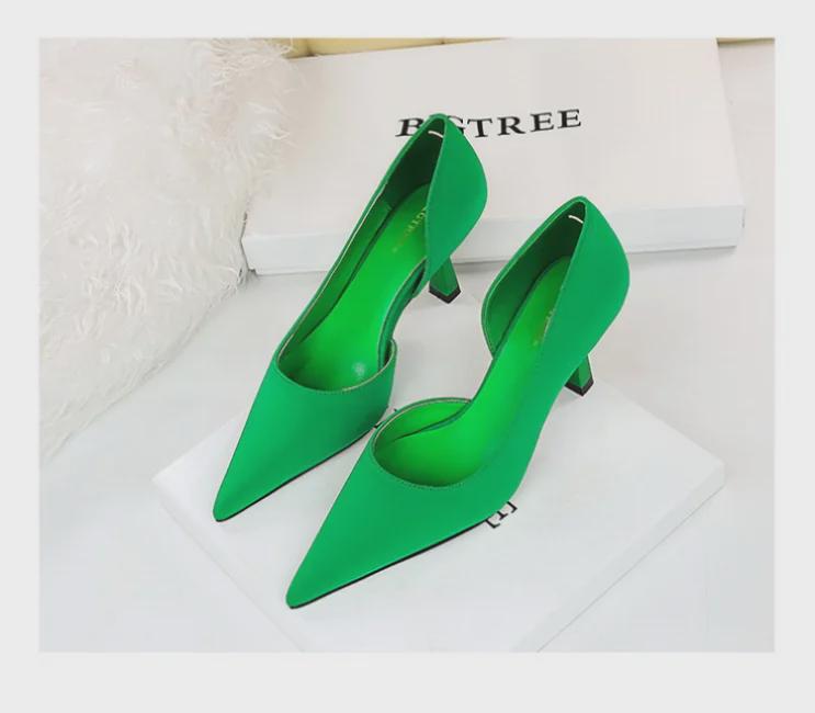 819-1 Single Shoes (Sold Out, No Restock)