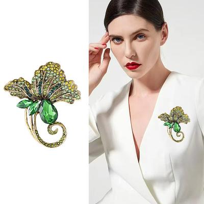 Broches Mode Feuilles d'Érable Strass Cristal pour Vêtements Femmes Manteau Bijoux Accessoires Cadeaux