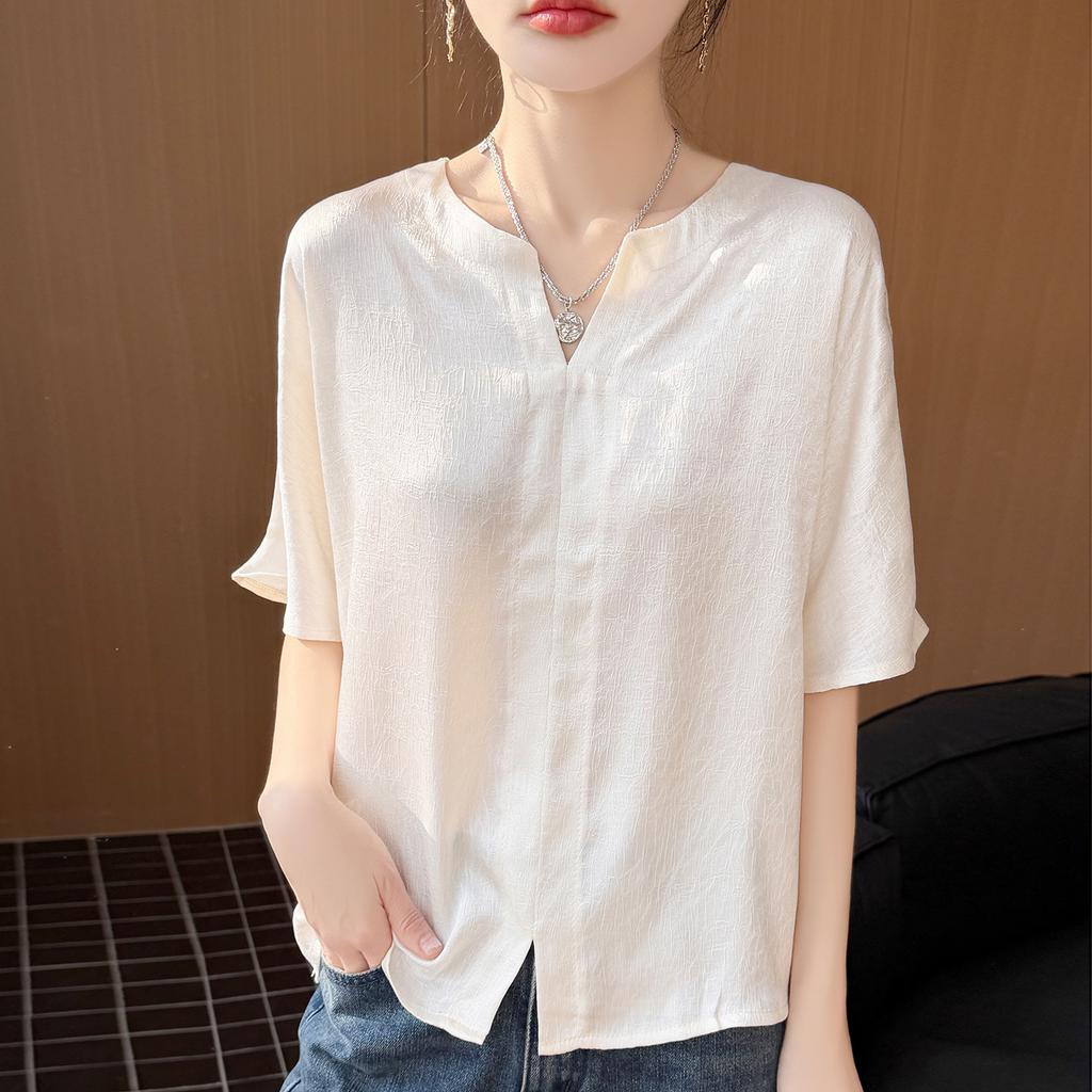 Summer New Style V-neck Five-quarter Sleeve T-shirt for Young Mothers, Short-sleeved Top for Women
