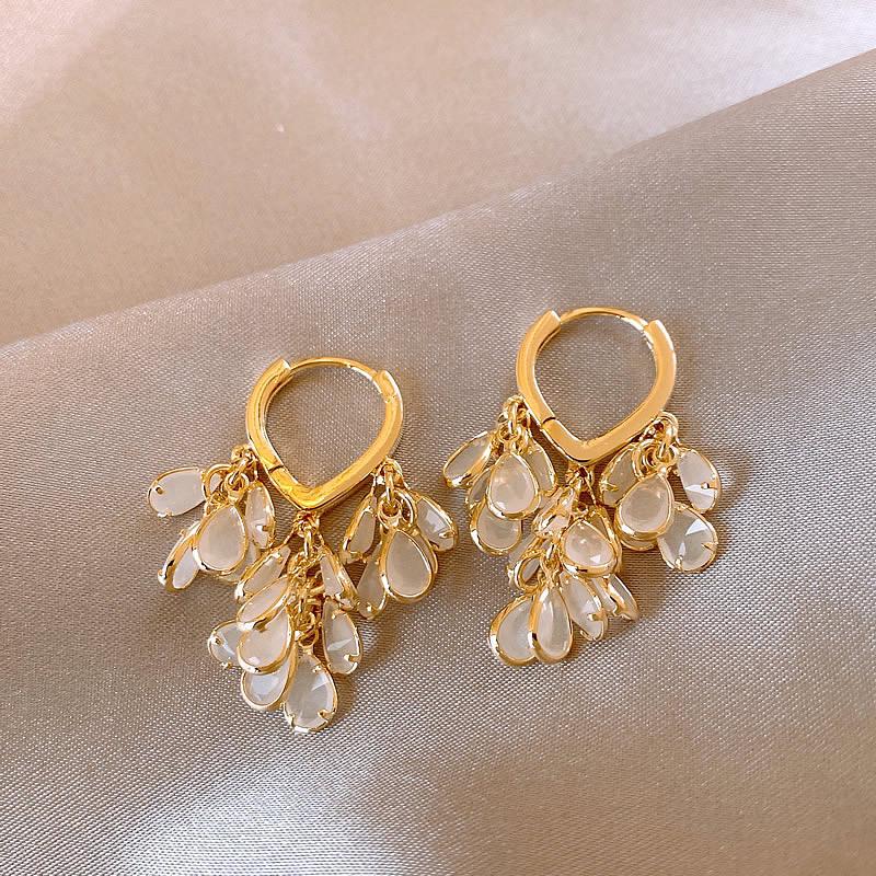 Elegant Water Drop Tassel Earrings: High-End, Versatile, Unique Design