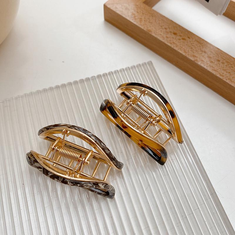 Elegant Korean Style Medium Acetate Half Circle Alloy Hair Claw Clip For Women