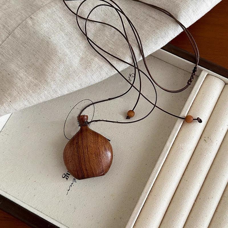 1PC Flask Pendant Parties Wooden Fashion Long Necklace Daily Wear Jewelry for Women Elegant Adjustable Vintage Ethnic