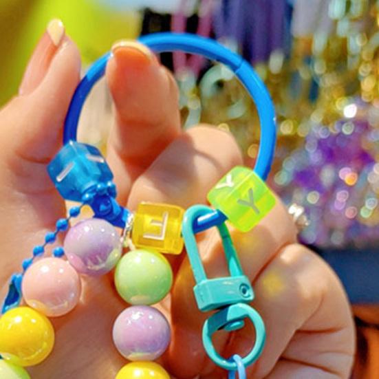 Beaded Keychain Highly Saturated Macaron Color Beads Key Chain with Transparent Colorful Heart Pendants Portable Anti-Lost Mobile Phone Chain Bag