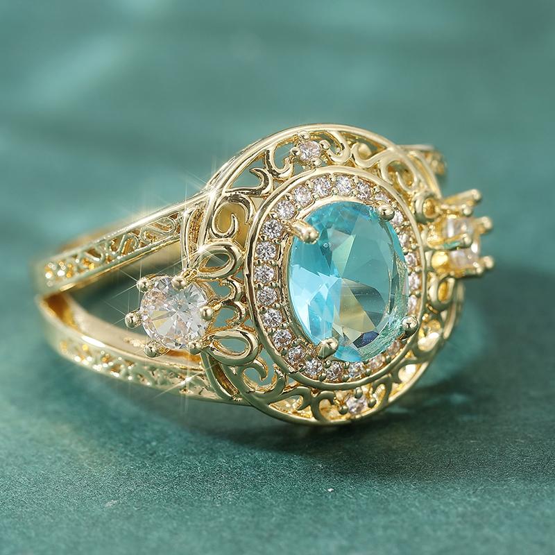 Exquisite Inlaid White CZ Women's Ring Vintage Gold Color Hand Carving Daily Wear Party Jewelry Anniversary Gift