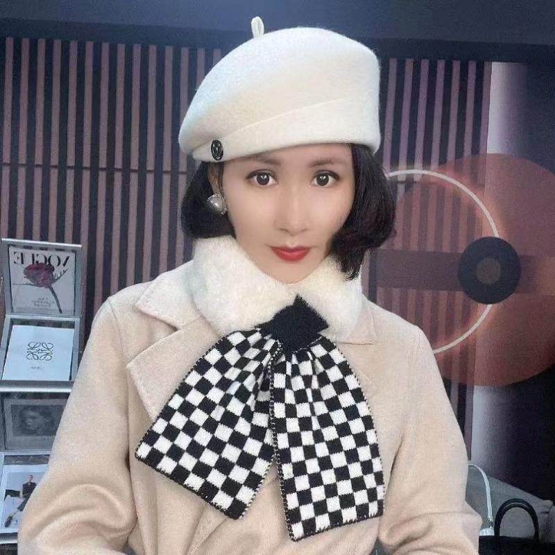 Winter New Woolen Scarve Female Lace Mermaid Warm Neck Cover Knitted Wool Collar Splicing Scarve Women's Scarve