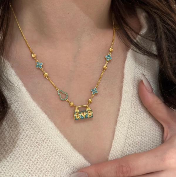 Qi Xing Qing Lan Enamel Gold Pendant Clavicle Necklace – New Chinese Style, Light Luxury Choker for a High-End Fashion Statement