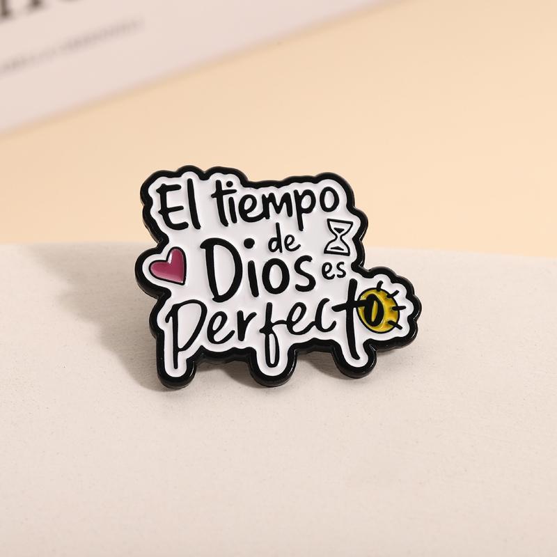 El tiempo de Dios es Perfecto Enamel Pins Spanish Brooches Lapel Badges God Jesus Faith Quotes Jewelry Gift for Friends