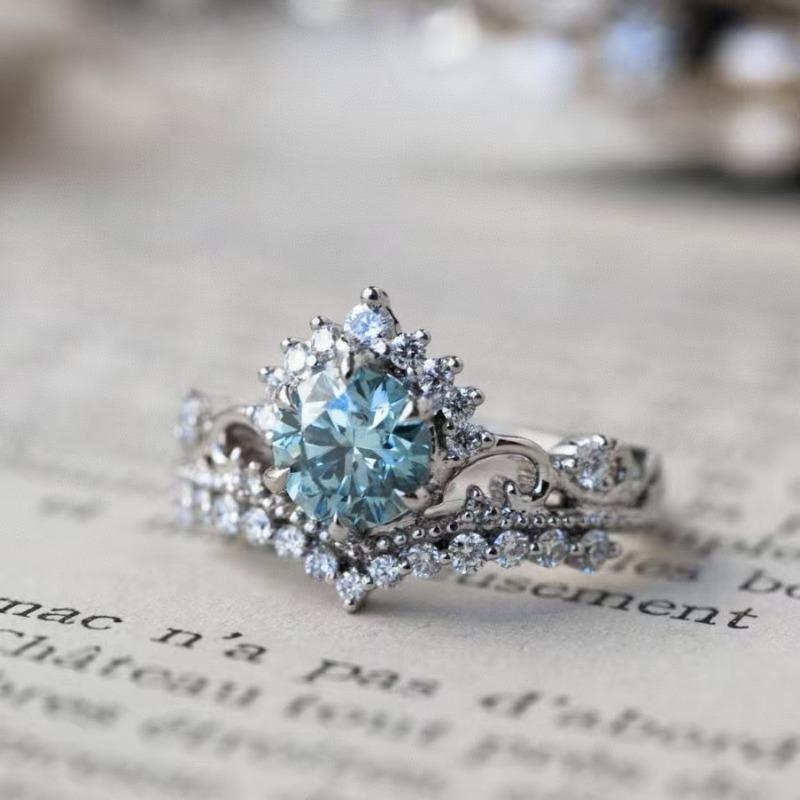 

European and American new fashion crown shape sea blue zircon inlaid luxury personality versatile women s ring 7&Silver Plated темно-синий