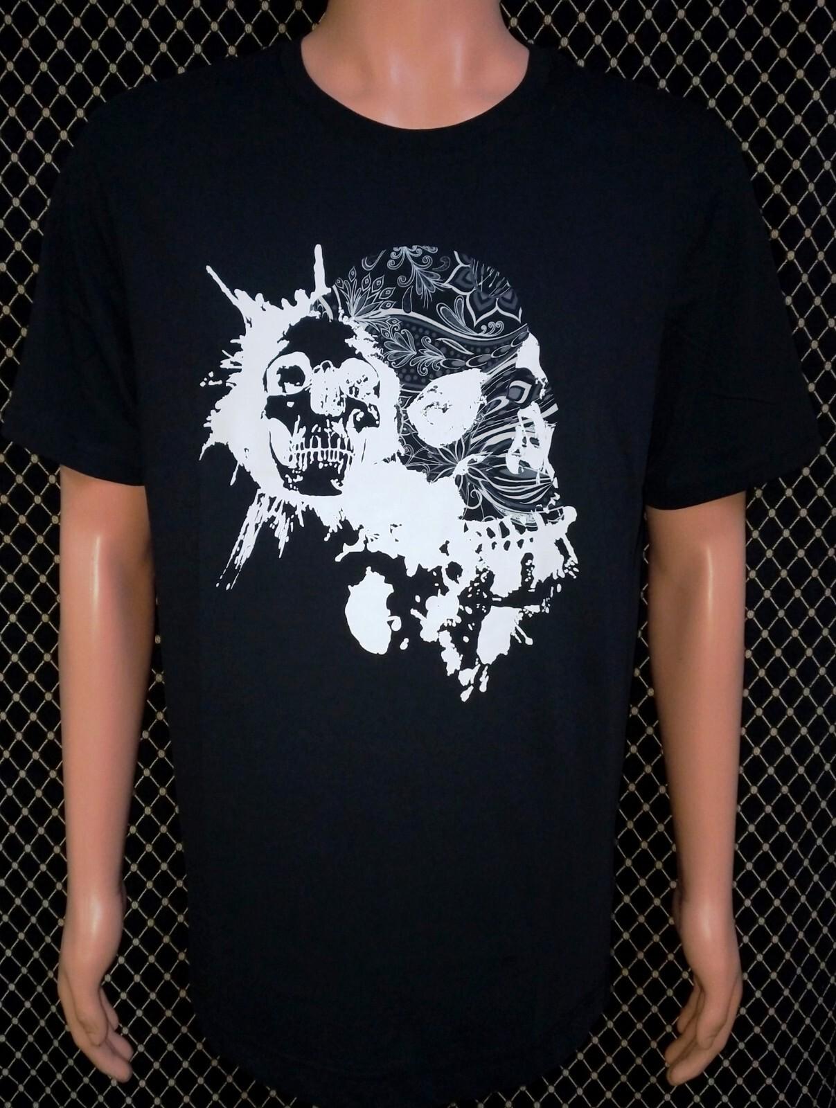 Robert Graham Skull Paint Splatter Black Mens Tshirt Small Medium Large NEW S разноцветный