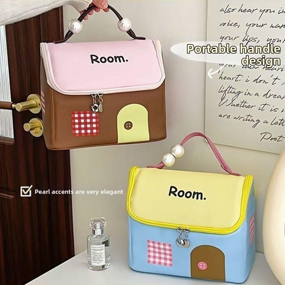 Cute Travel Makeup Handbag Polyester Cosmetic Case Cartoon House Shape Makeup Bag  for Women