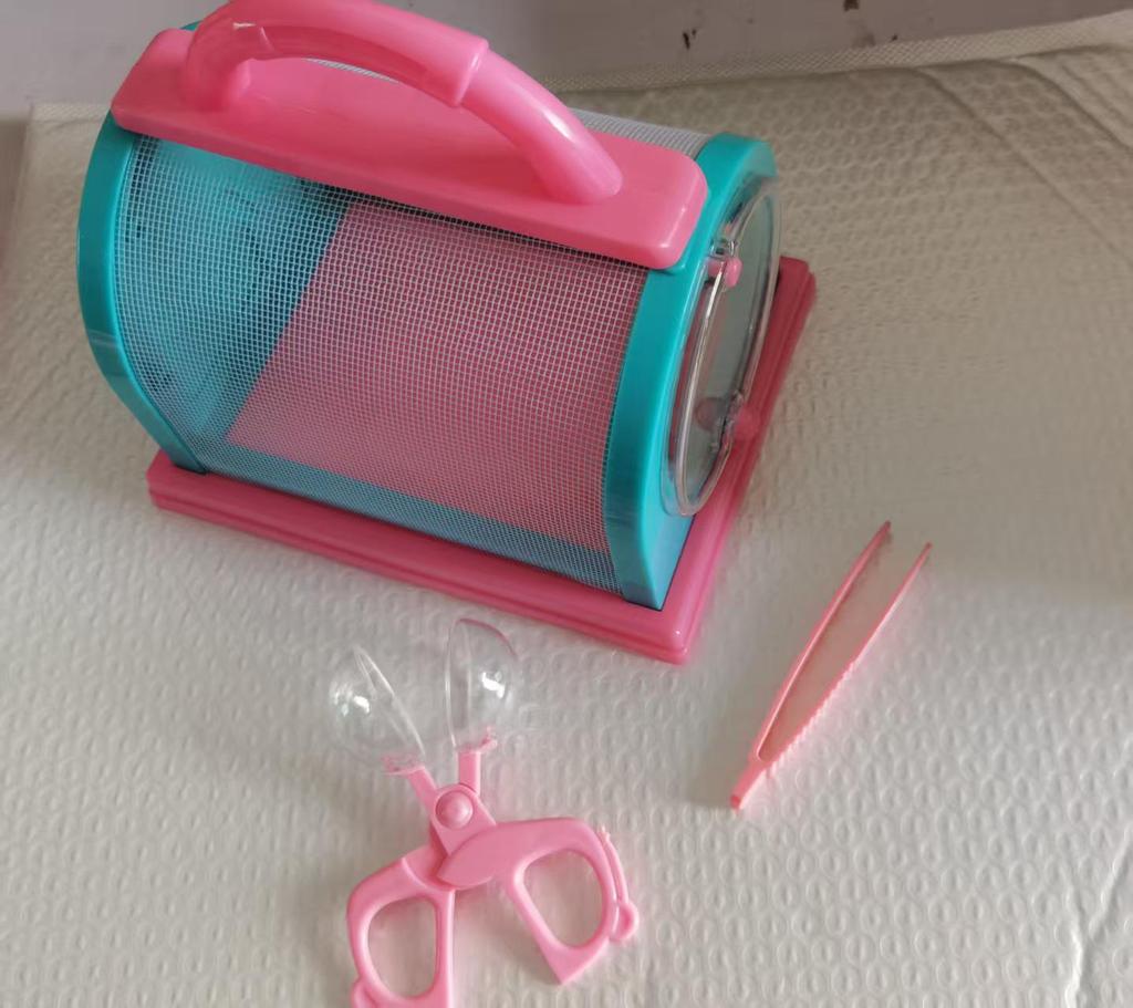 Portable Insect Observation Cage for Butterflies, Silkworms, and Bees