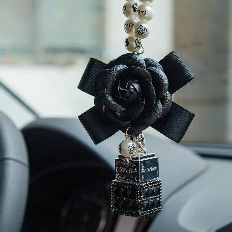 

Автомобіль Кулон Порожній флакон духів Камелія Автомобіль висить своїми руками Розкішний діамант Порожній флакон ефірної олії Освіжувач повітря чорний