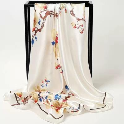 Accessoires – Schals & Tücher