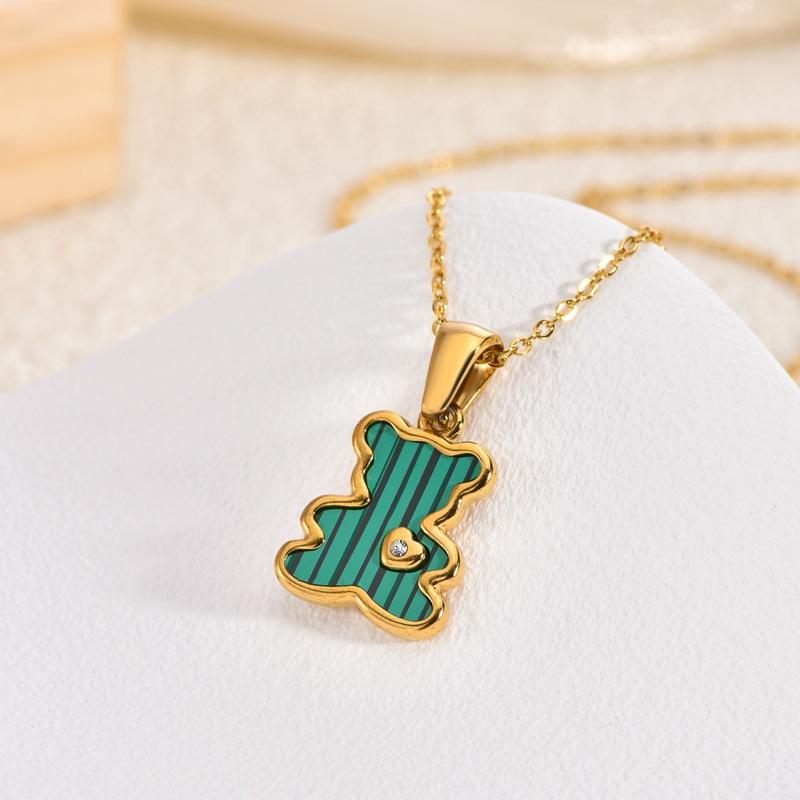 Hot Selling 18K Gold-plated Stainless Steel Inlaid Bear Pendant Necklace, Niche Light Luxury Heart Inlaid Diamond Bear Necklace