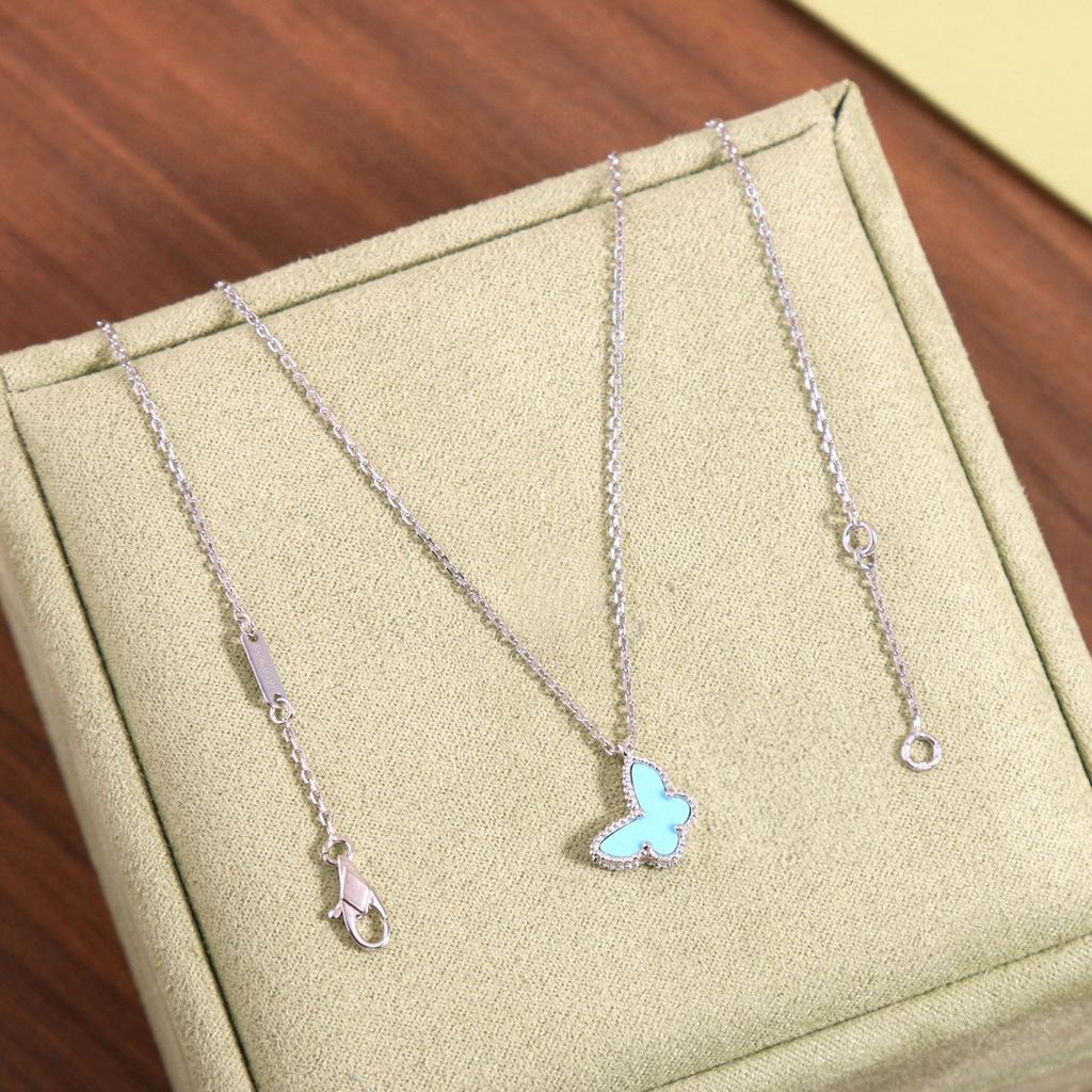 2023 New Hot Brand Vintage Bracelet For Women Luxury Jewelry Set Designer High Quality Butterfly Necklace and Earrings