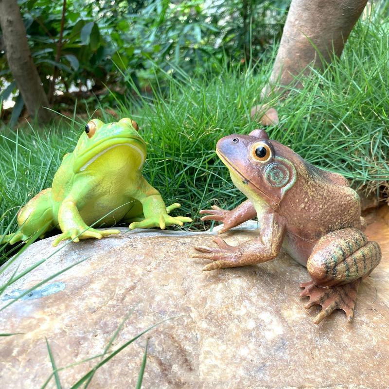 1Pcs Hand Painted Amphibious Animal Figurine Educational Realistic Toad Frog Figure Rubber Animal Model Toy For Kids