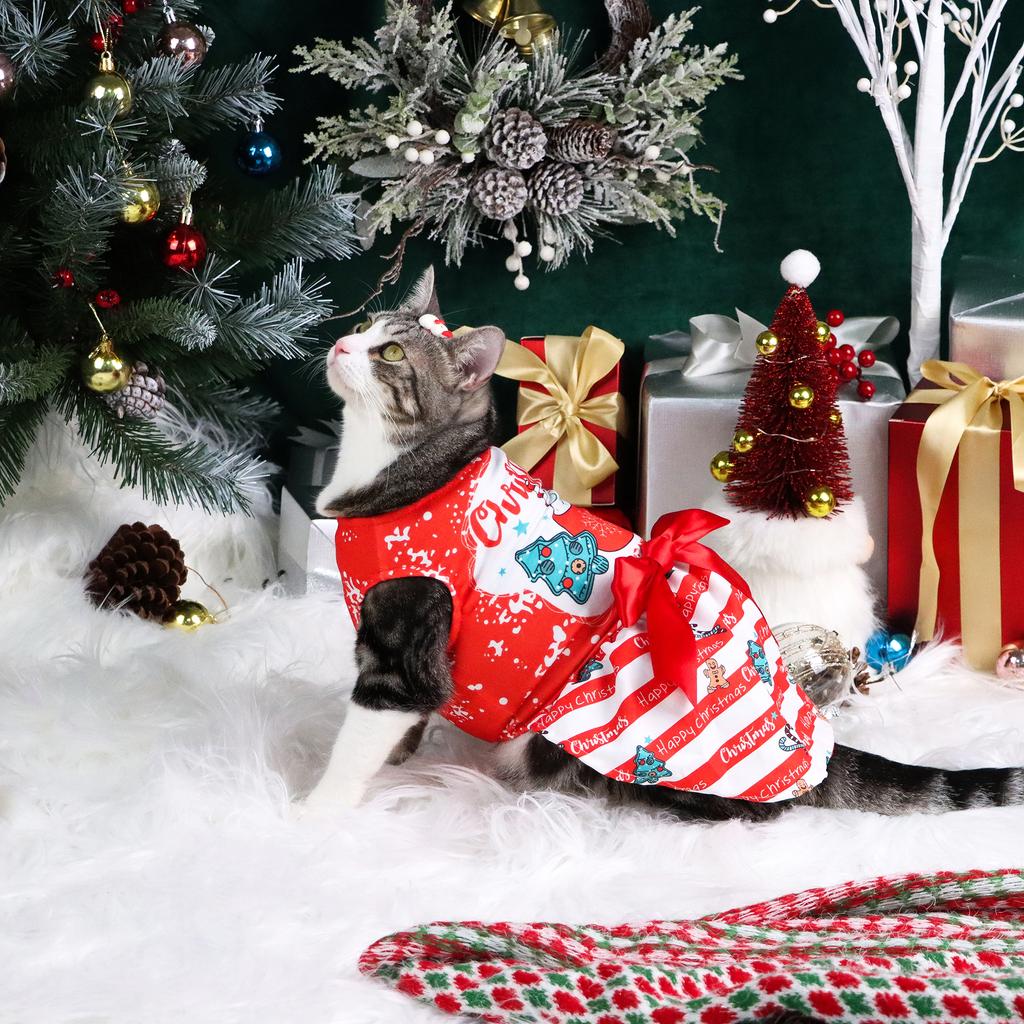 Dog Happy Christmas Dresses Striped Puppy Clothes with Cute Gingerbread Printed Beautiful and Comfort Costume with Bowknot Chr