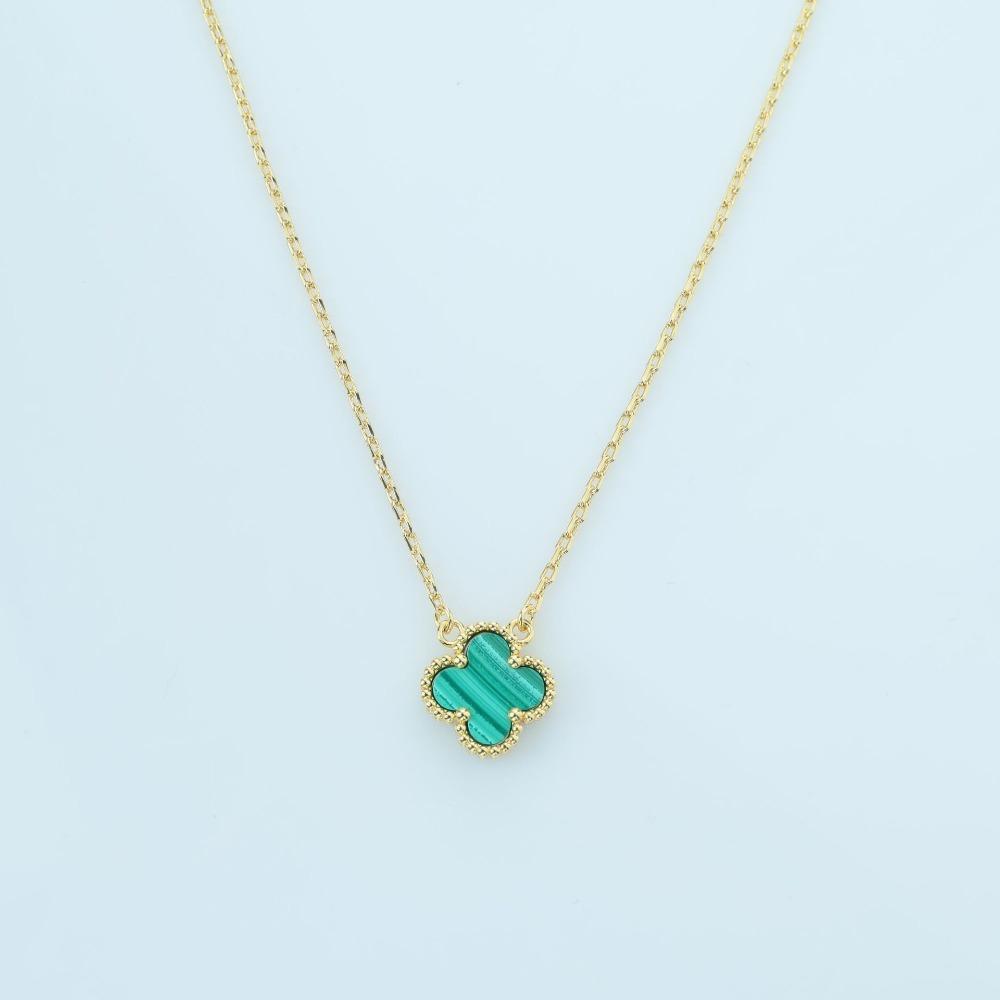 Four-leaf Clover Necklace Fashion Luxury Agate Chalcedony Women's Clavicle Chain Pendant