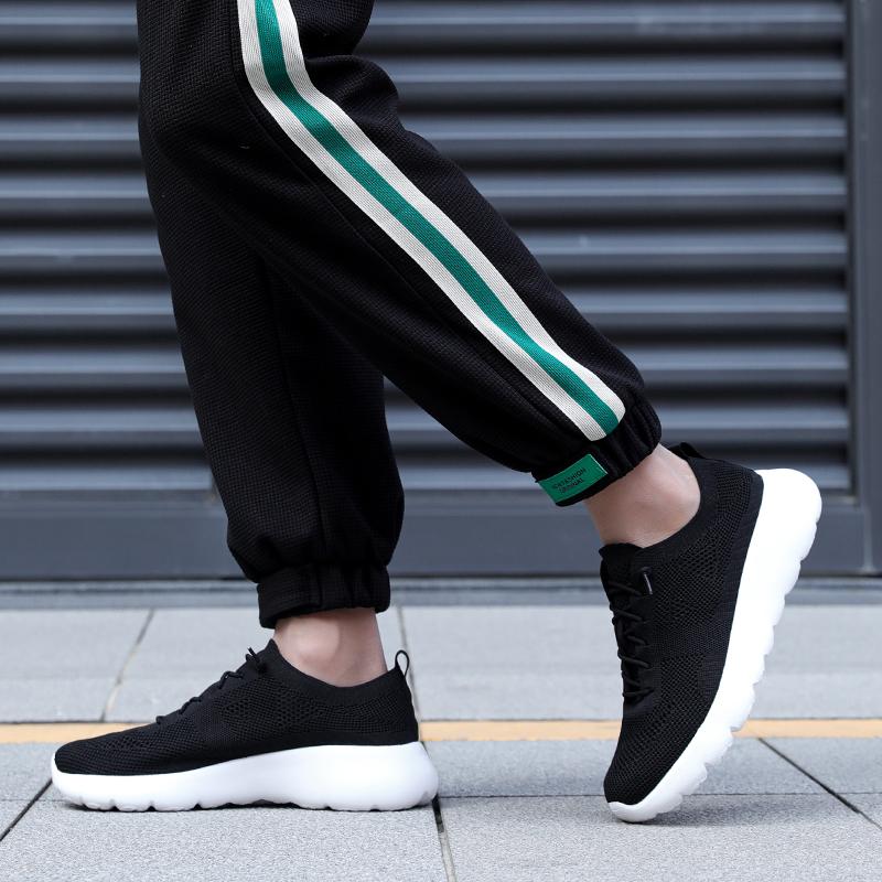 Men’s Knit Textiles Sports Shoes Women Street Style Unisex Running Sneakers Shoes Students Plus Size Couple Jogging Shoes