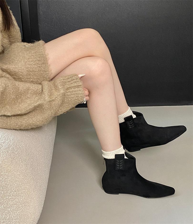 Inner Heightening Short Boots Women's 2025 Autumn and Winter New Suede Medium Boots Retro Thin Boots Small Square Head