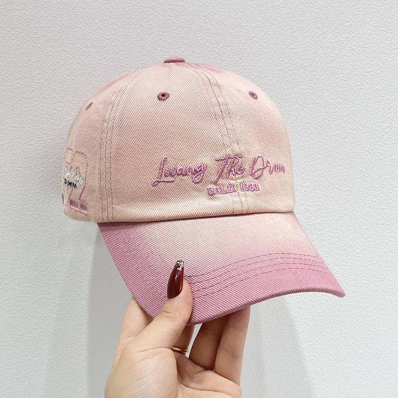 

Новая бейсболка с плавным изменением цвета, вышитая буквами, женская универсальная, с закругленными полями, мягкая шляпа-цилиндр, летнее шоу, маленькое лицо (55-59cm) Adjustable