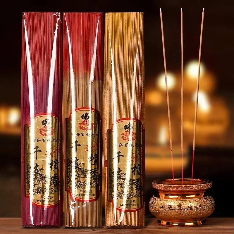 1000 Stäbchen Elegante Haushalts-Natursandelholz-Räucherstäbchen Rauchlos Buddha-Anbetung Gott des Reichtums Bambus-Stäbchen Räucherwerk