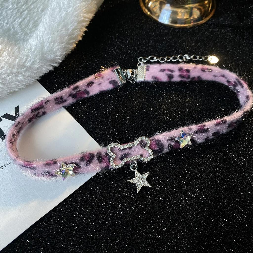 Pink Leopard Print Dog Bone Punk Trendy Adjustable Chokers Necklace for Women Girls Plush Fashion Goth Y2K Pendant Jewelry Gift