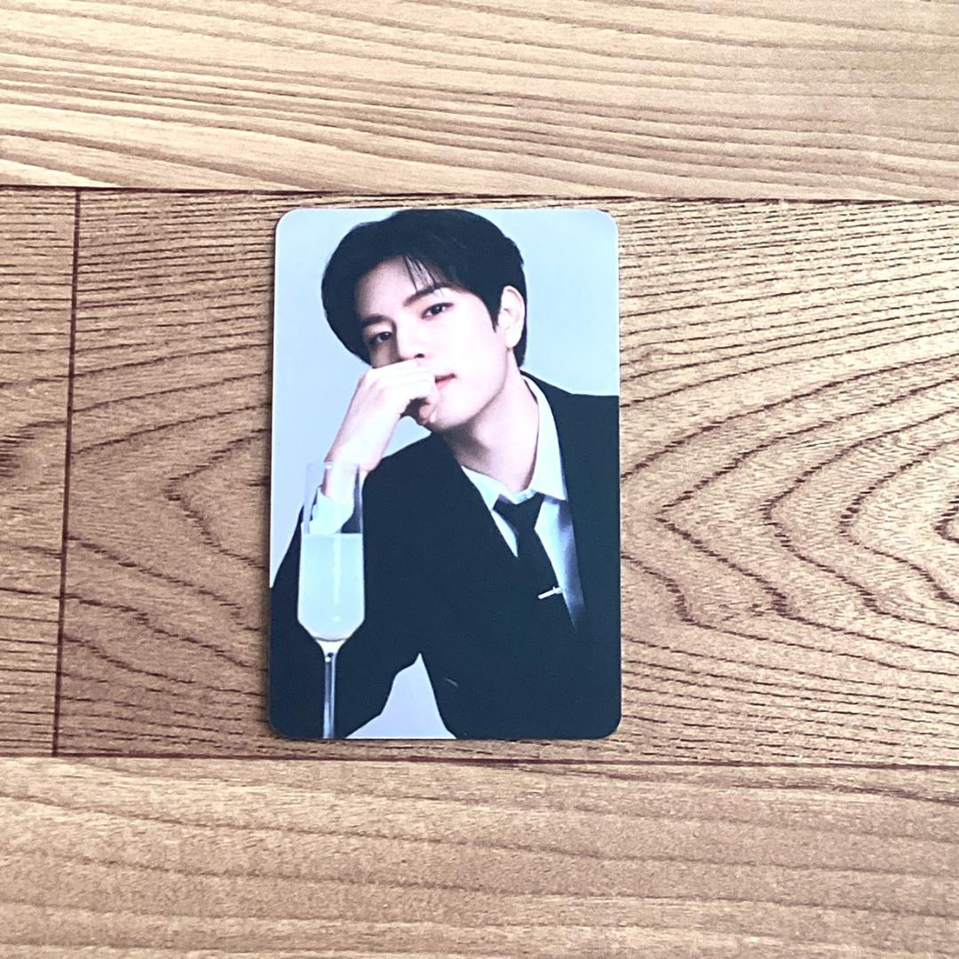 

[USED] Stray Kids NACIFIC Double-Sided Trading Card Seungmin