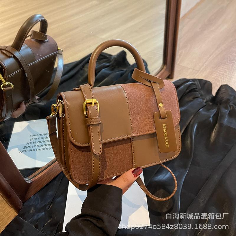 

Premium texture fashionable versatile splicing portable small bag women s 2025 new trendy retro shoulder crossbody small square bag коричневый