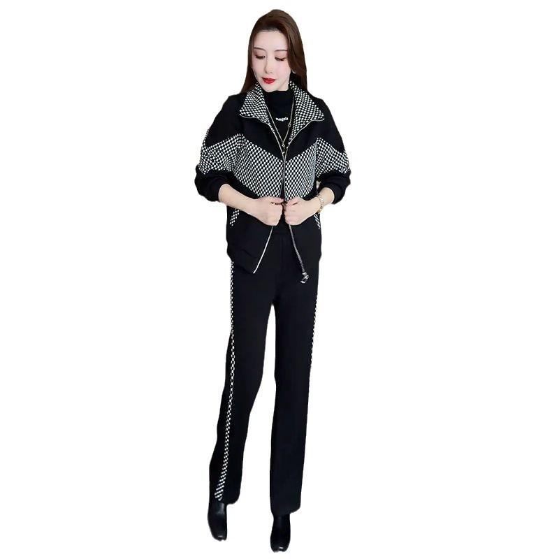 Thickened Velvet Casual Sports Suit for Women in Winter Fashionable Western Style Stand-up Collar Cardigan Wide-leg Pants Two-piece Set