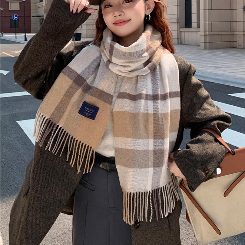 Luxury Autumn Winter Korean Plaid Scarf Women Thickening Warm Tassel Shawl Cashmere Muffler Fashion Designer Scarves