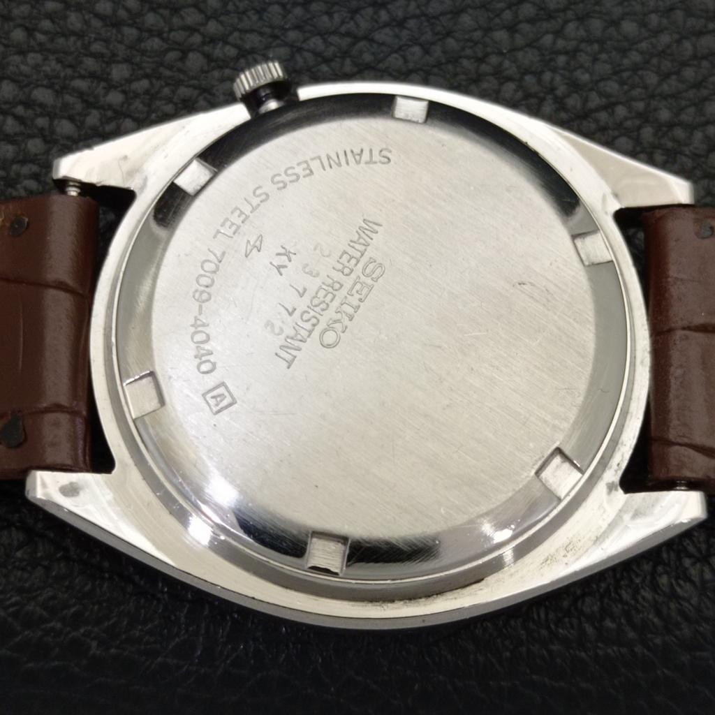 AUTOMATIC VINTAGE SEIKO 5 JAPAN 7009A MENS ORANGE COLOR DIAL WATCH a701267-5 R206a-a701267