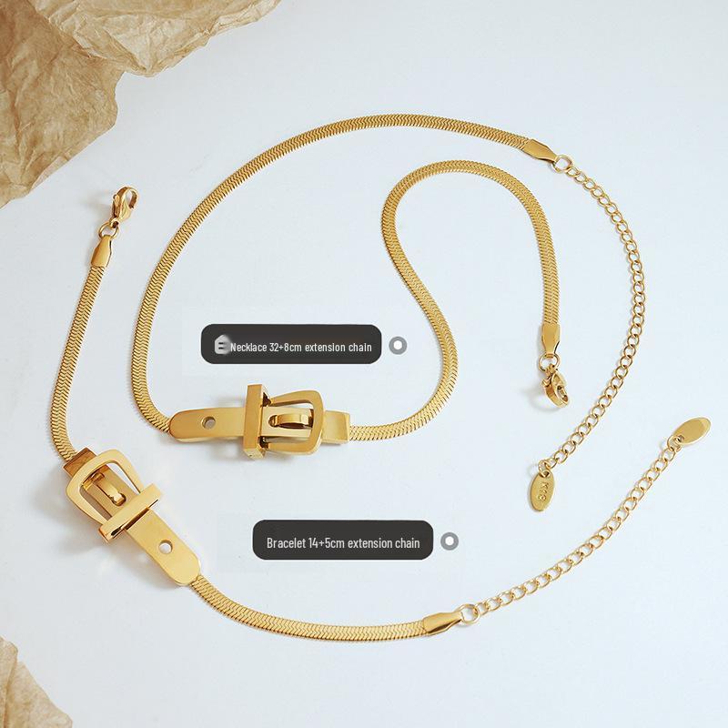 18K Goldbeschichtetes Titanstahl Schmuckset: Klingenkettenhalskette & Schlüsselbeinarmband für Damen