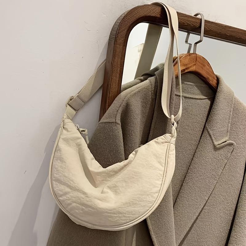 Casual Minimalist Crescent Zipper Shoulder Bag, All-Match Versatile Handbag For Daily Use, Sports Bag
