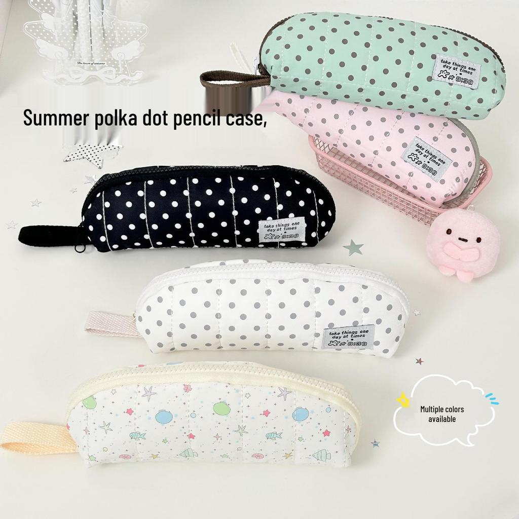 Creative Cartoon Polka Dot Pencil Case - Stylish Travel Handheld Stationery Storage Bag for Students.
