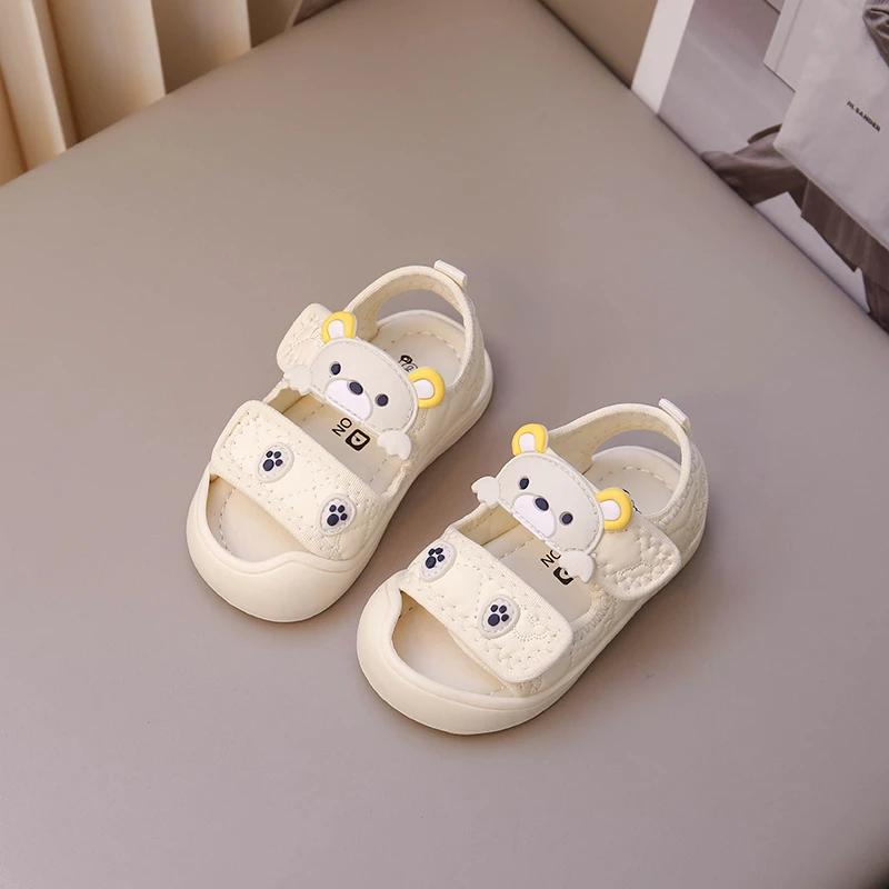 Girls Sweet Sandals 2024 Summer New Kids Fashion Versatile Sandals with Cute Bear Boys Toes Capped Beach Shoes Wear Resistant