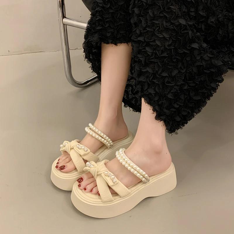 

Летние круглоголовые повседневные сексуальные пляжные шлепанцы, модный дизайн с бисерной цепочкой, легкие и нескользящие женские шлепанцы на плоской подошве 35 бежевый