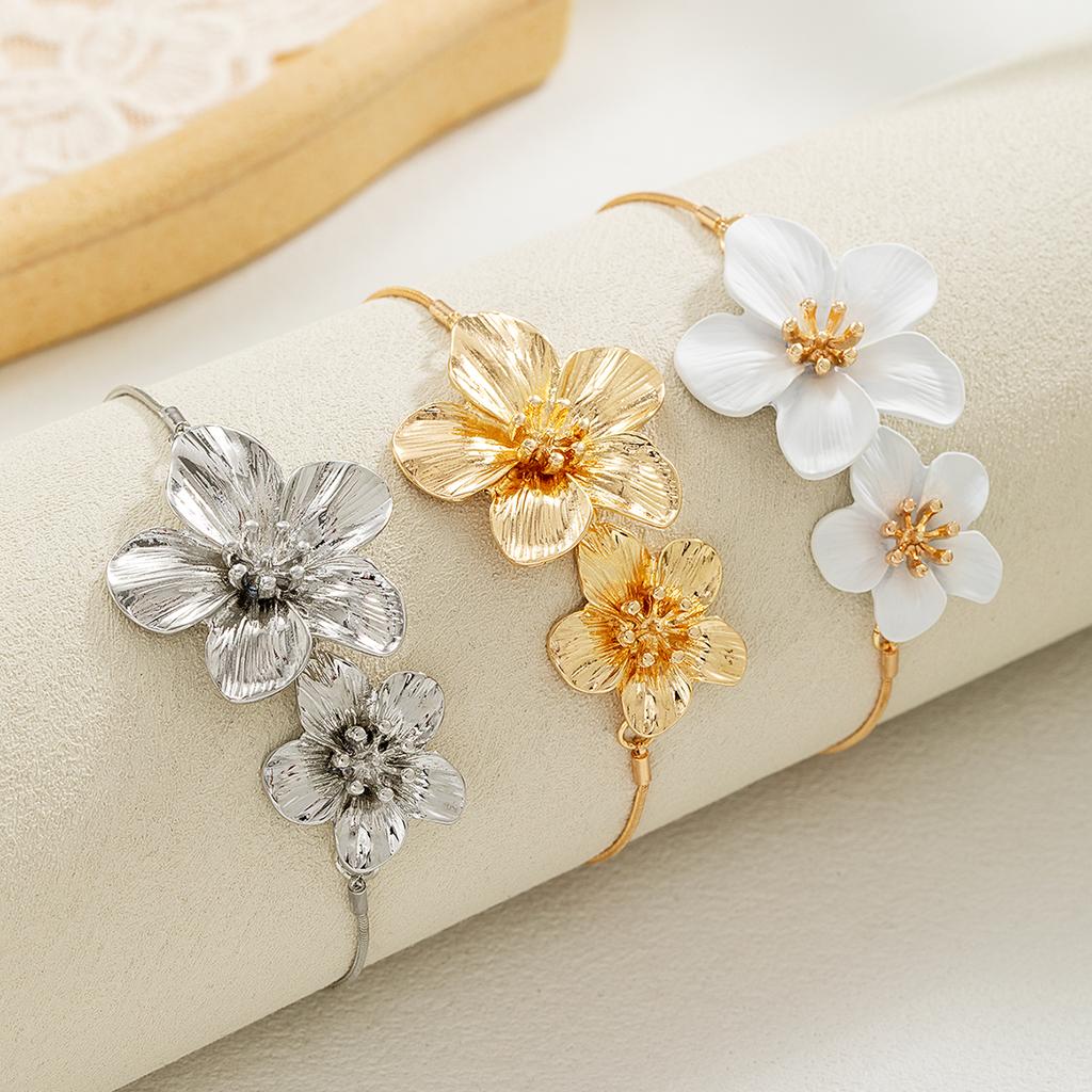 Fashionable and Simple Three-dimensional Flower Alloy Ankle Chain, Personalized and Versatile Pendant Ankle Chain