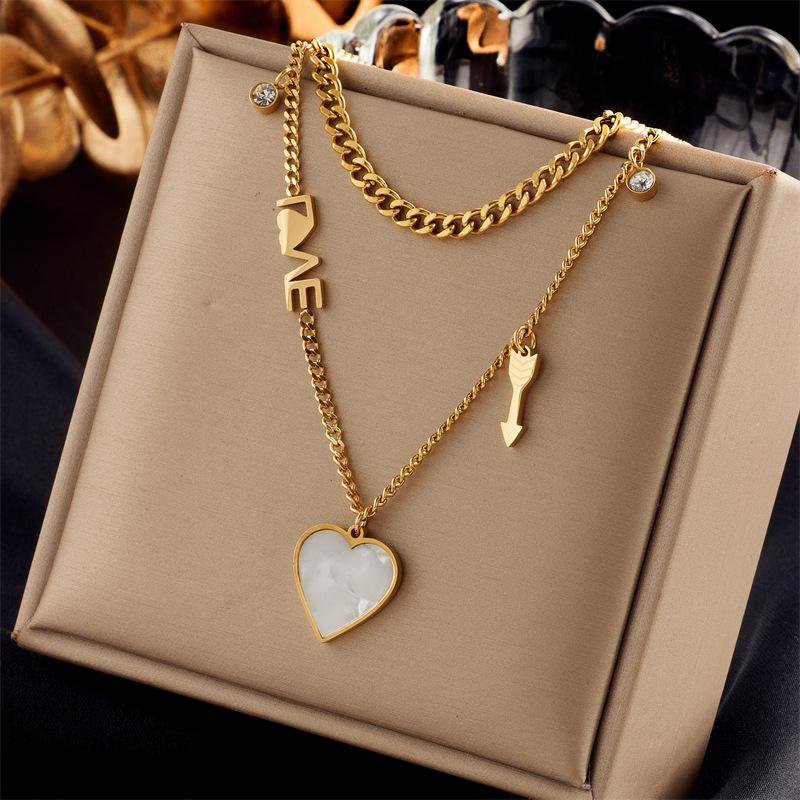Retro Fashion Layered Cross Heart Pearl Necklace, Simple Chain Design for Women