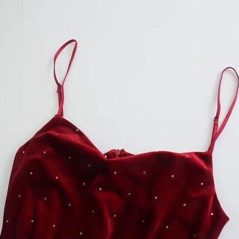 Kaslead New Arrival Women's Clothing Fashion Style Fashion Highlight Velvet Ruched Split Suspender Skirt