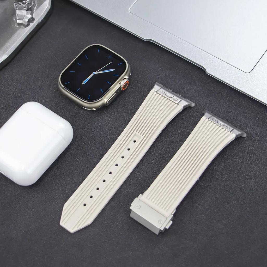 Luxury Strap for Apple Watch Band Ultra 3 49mm Series 11 10 46mm 9 8 7 45mm Sports Silicone Bracelet Belt Iwatch 6 SE 5 44mm