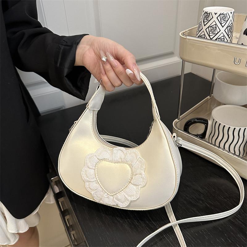 Pu Dumpling Shaped Handbag With Heart Lace Design For Casual Outings