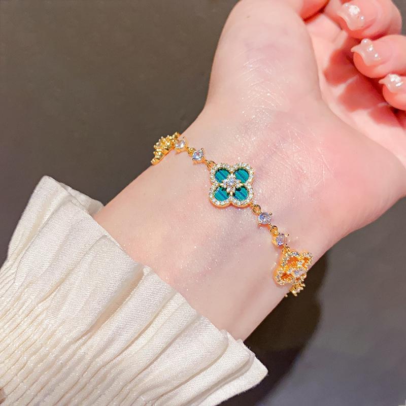 Zircon rhombus hollow flower bracelet temperament bracelet personality exquisite fashion versatile jewelry women