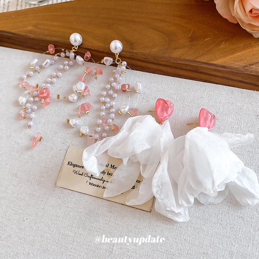 Resin Heart & Petal Tassel Earrings: Elegant Silver Needle, Chic High-End Style for Women