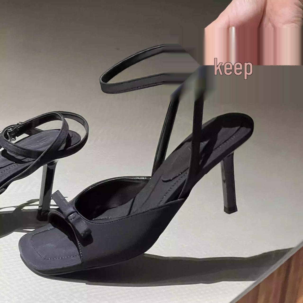 

2025 Босоножки стилет с квадратным носком: Серебристый атласный бант на ремешке на щиколотке, женские мюли с открытым носком 40 чёрный