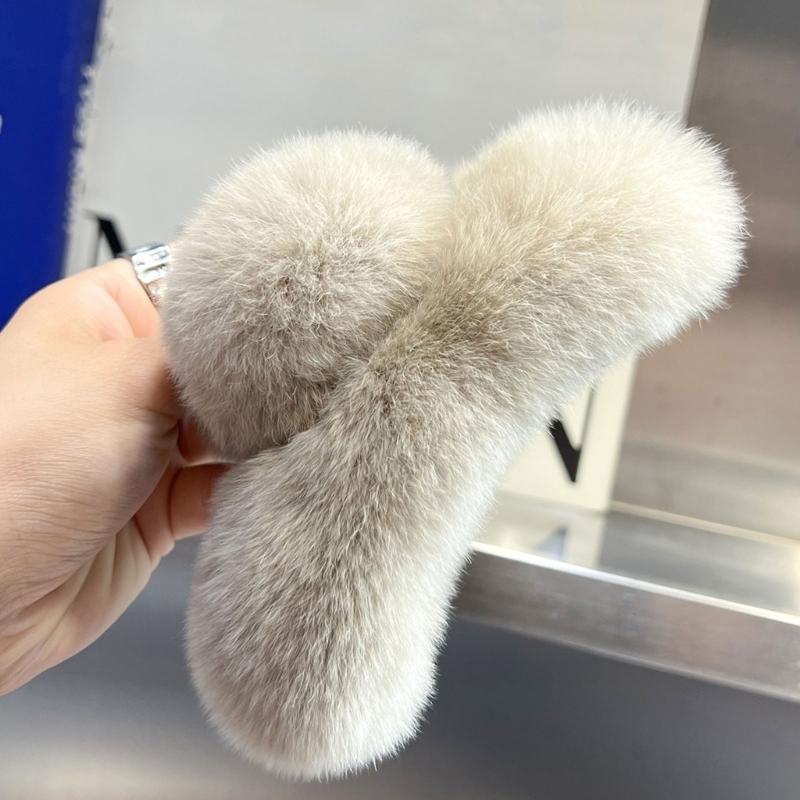 Elegant Winter Large Hair Claw for Women Girls Acrylic Hairpins Hair Clip Barrette Crab Headwear Girls Accessories