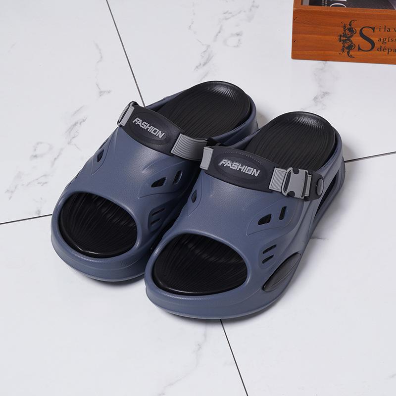 26 New men's thick-bottomed beach summer home wear open-toed non-slip men's rear draw with cool slippers