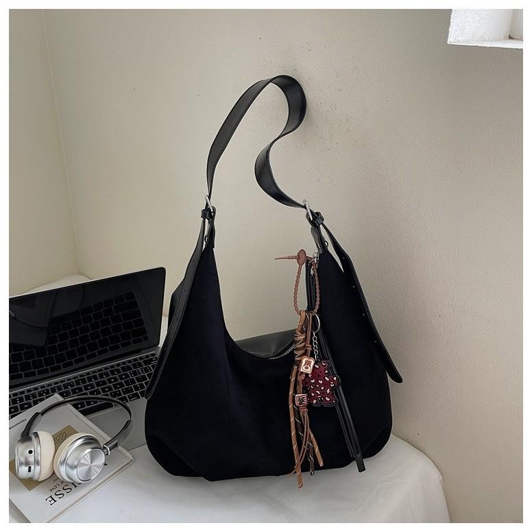 IELGY Ladies Tote Bag Large Capacity Retro Autumn Winter Casual One-Shoulder Underarm Bag No Pendant чёрный